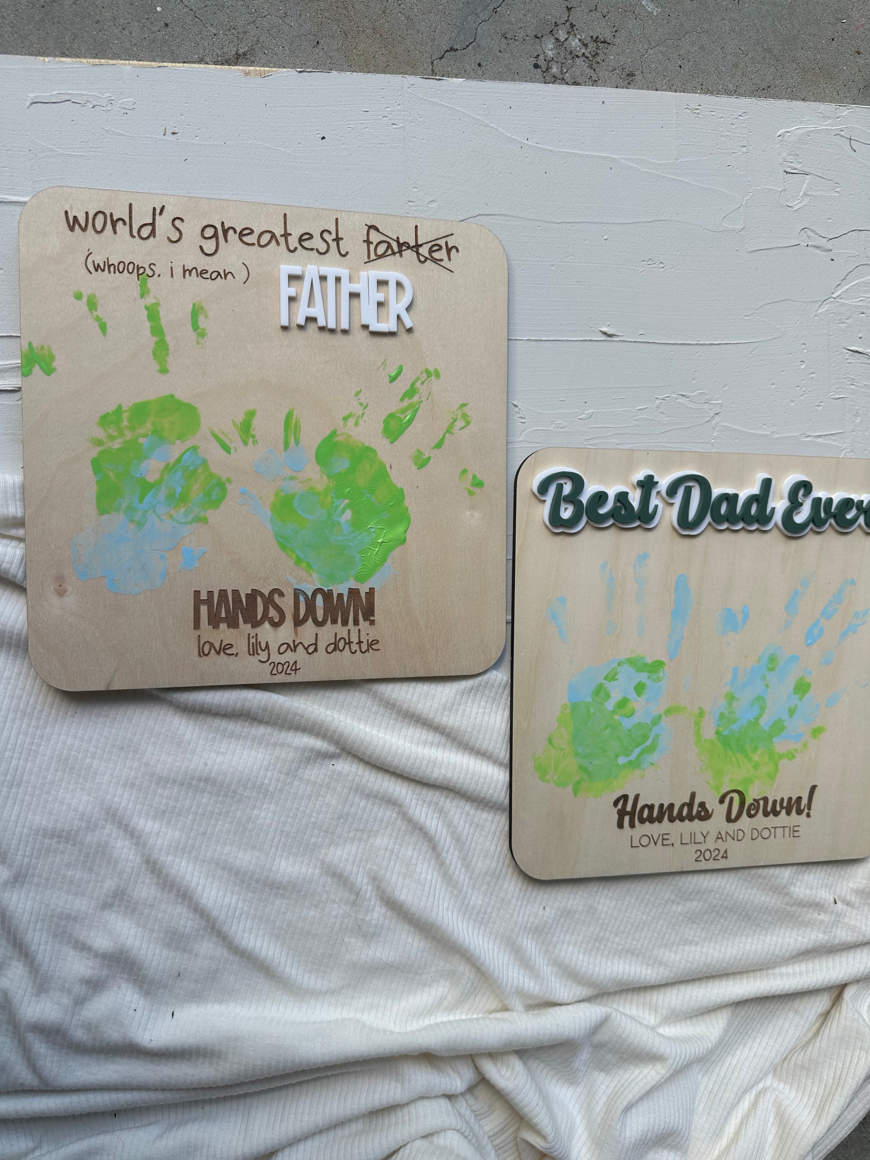 Worlds Greatest Farter | Handprint sign